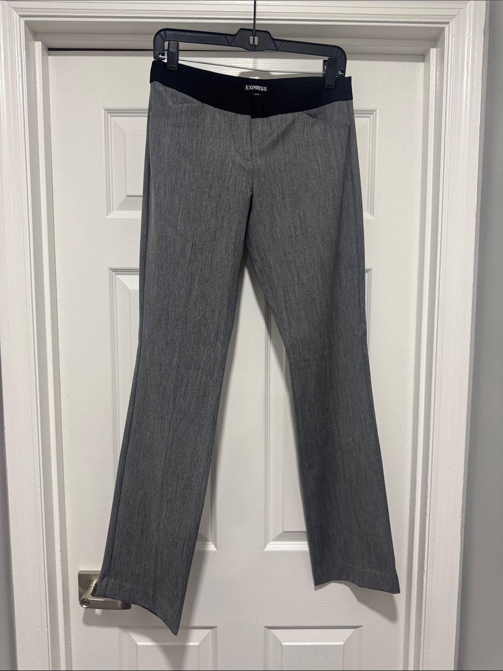 Express Women’s Editor Gray Straight Leg Dress Pants with Black Waistband